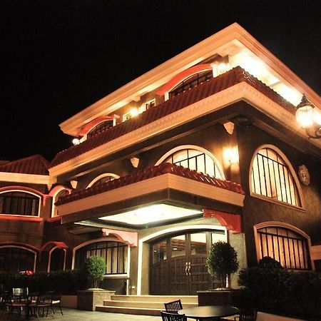 Iriga Plaza Hotel Exterior photo