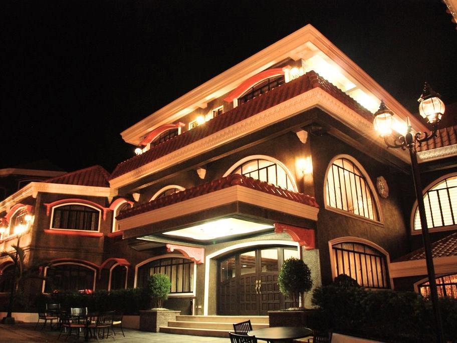 Iriga Plaza Hotel Exterior photo